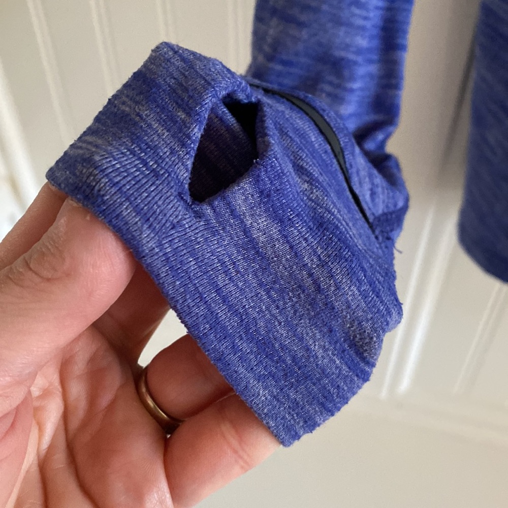 🍋Lululemon Kanto Catch Me
1/2 Zip
Heathered Sapphire Blue - Picture 13 of 15
